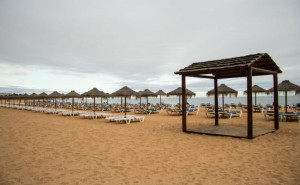 Praia em Albufeira, no Algarve
