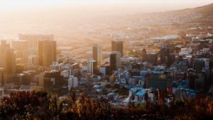 Vista aérea da Cidade do Cabo ao amanhecer